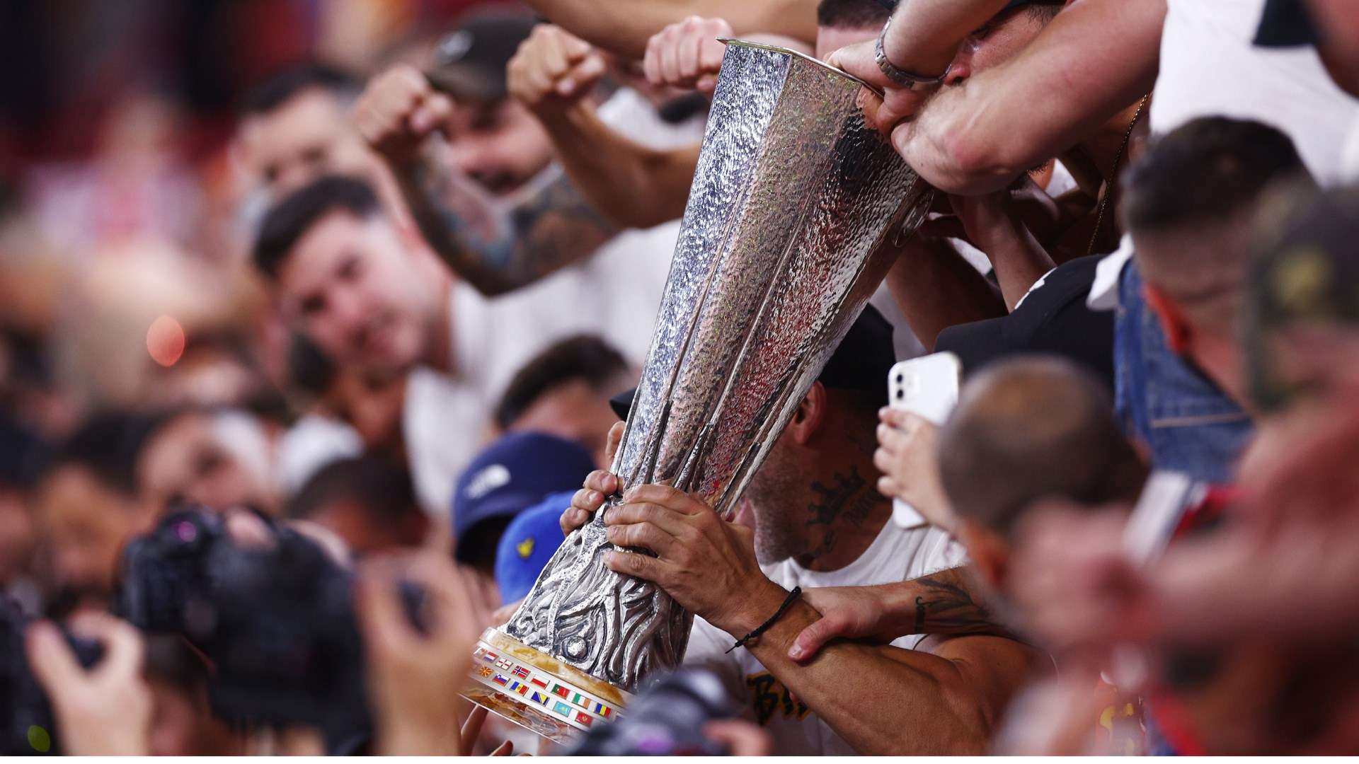 反應被外界 反應被外界